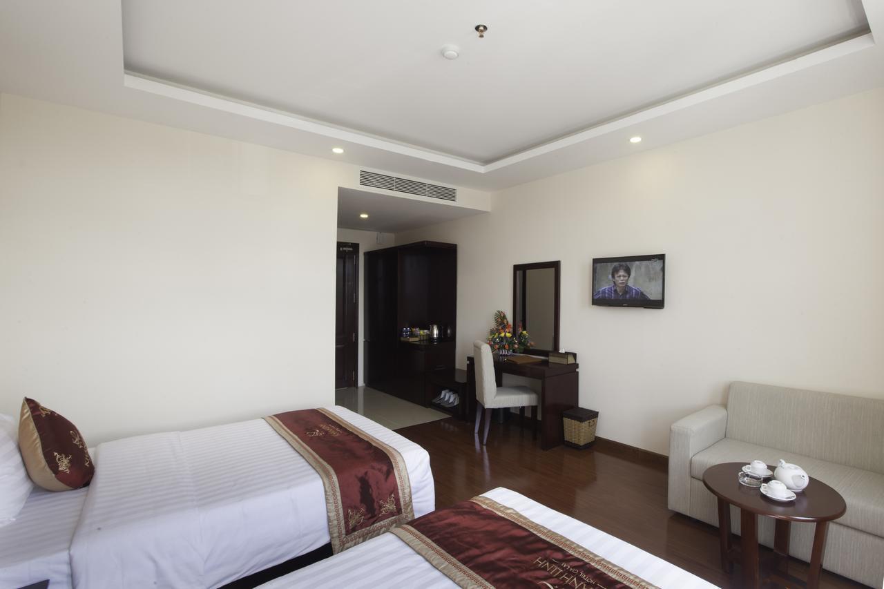 Khanh Linh Hotel Pleiku Buitenkant foto