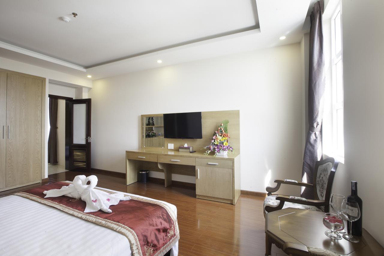 Khanh Linh Hotel Pleiku Buitenkant foto