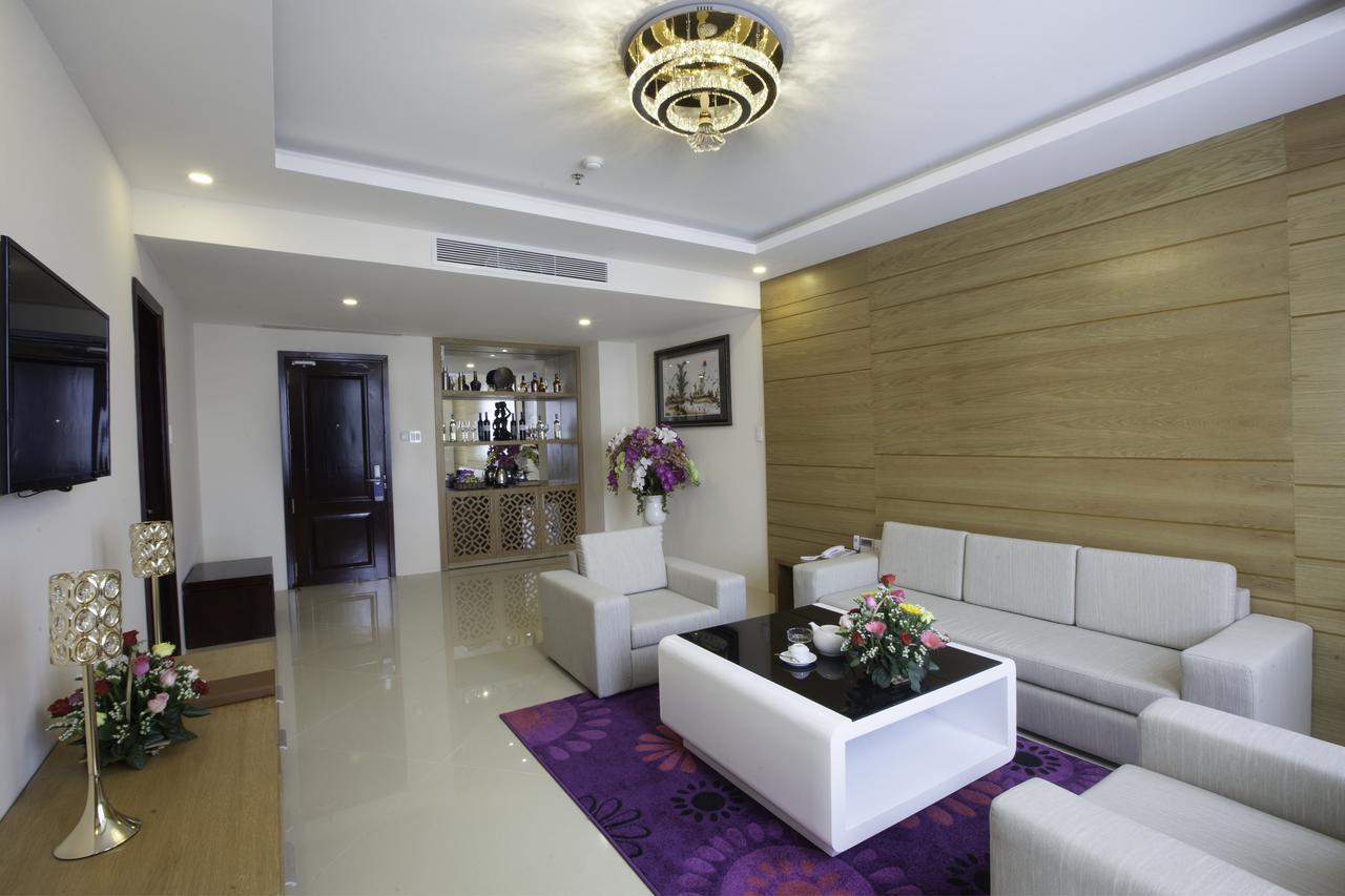 Khanh Linh Hotel Pleiku Buitenkant foto