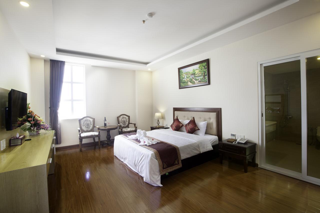 Khanh Linh Hotel Pleiku Buitenkant foto